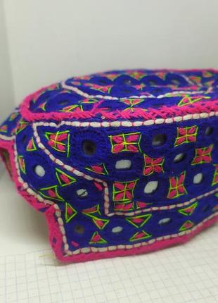 Женская вышитая тюбетейка