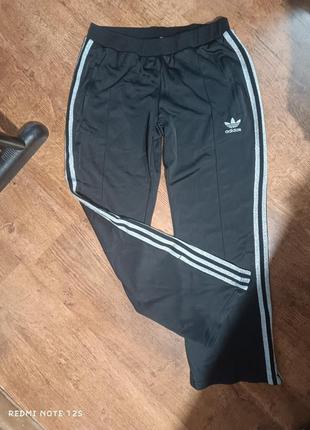 Спортивні штани adidas на утеплювачі