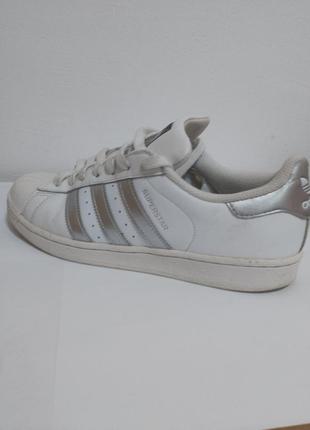 Adidas superstar