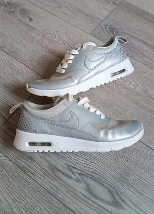 Кроссовки nike