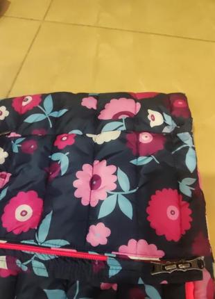 Продам пальто  для деаочкиanazon essentials 5-6 лет 5