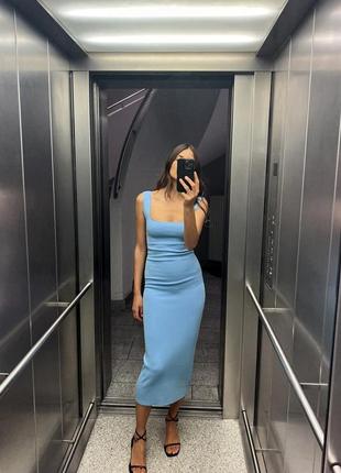 Облягаюча сукня блакитна zara new
