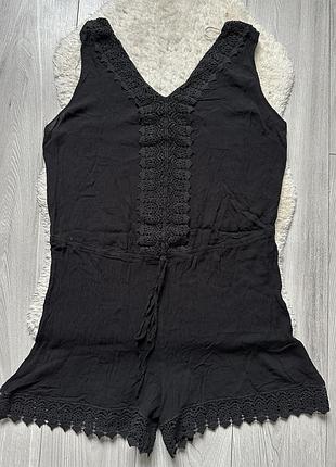Ромпер комбінезон з мереживом шортами жатий
