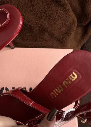 Туфли бордо miu miu3 фото