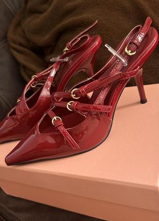 Туфли бордо miu miu
