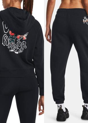 Женский спортивный костюм under armour оригинал.