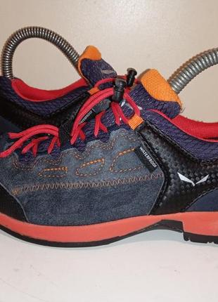 Брендовые кожаные термо кроссовки salewa.