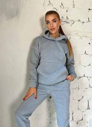 Женский прогулочный спортивный костюм двойка на флисе