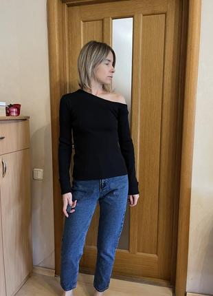 Кофта на одне плече, темно синя, в рубчик