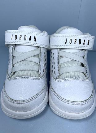 Кроссовки jordan