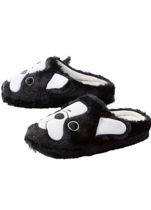 Класні капці, німеччина( розмір 32-33)