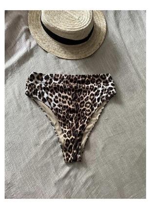 Круті леопардові плавки від купальника