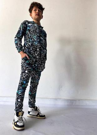 Дитячій спортивний костюм