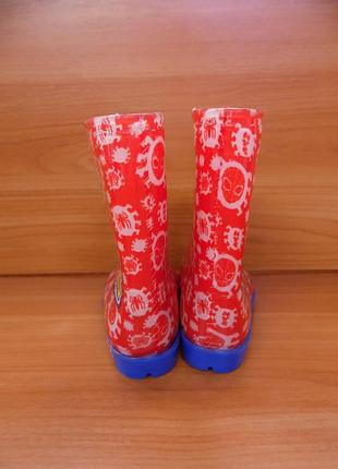 Резиновые сапоги** 4