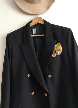 Шерстяной пиджак с золотыми пуговицами винтаж3 фото