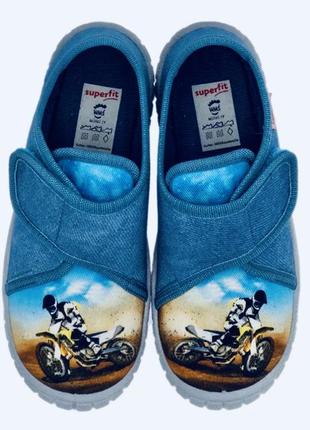 Тапочки мокасины текстильные на липучке джинсовые мотогонщик superfit bill  (австрия)