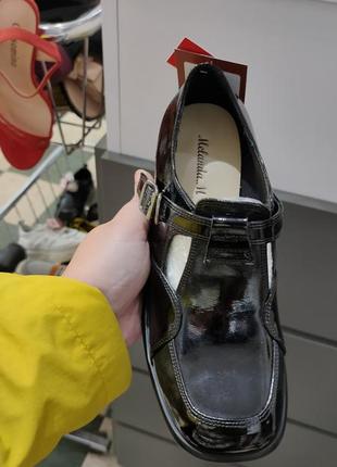 Туфлі жіночі стильні тренд