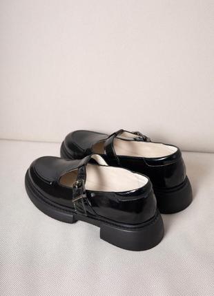 Туфли монки лаковые на пряжке женские черные кожаные v7-001-10l6 фото