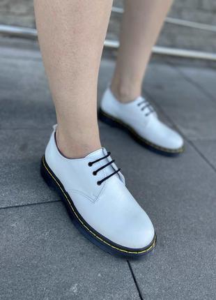 Туфли дерби белые женские кожаные на шнурках низком ходу натуральная кожа 394 фото