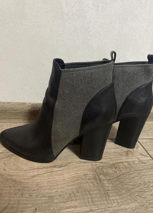 Черевики класичні, стильні