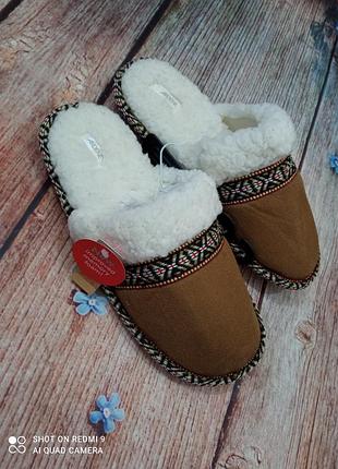Домашние теплые тапочки на меху ardene