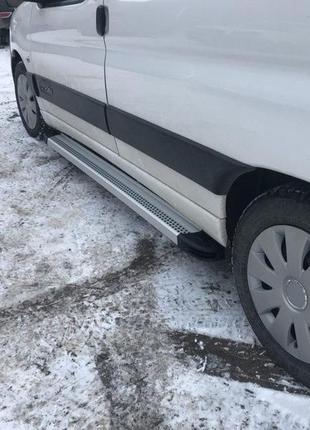 Бокові пороги maya v2 (2 шт., алюміній) для peugeot partner 1996-2008 років