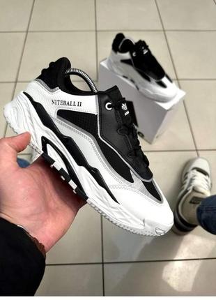 Шкіряні кросівки розмір 40,41