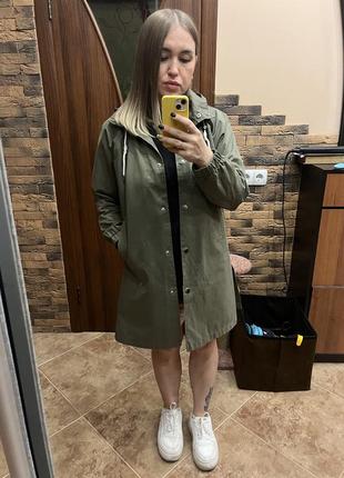 Вітровка дощовик парка куртка подовжена з капюшоном zara