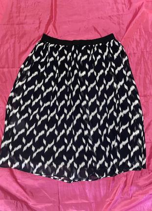 Юбка шифон xxl черная белая принт геометрический бренд