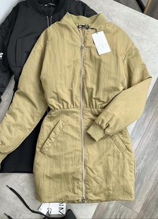 Стильное платье бомбер цвета кемэл от zara