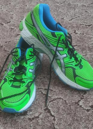 Compra las ASICS Kayano 25 de hombre por 68 Aplica el codigo asics 2900 173002732