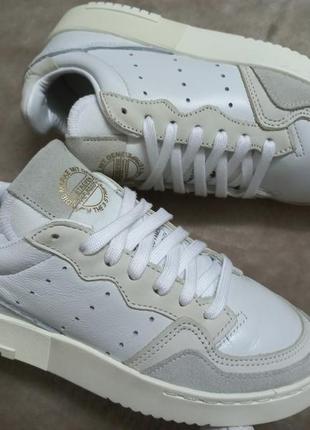 Кроссовки кожа жен.36р. adidas вьетнам