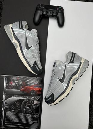 Мужские кроссовки nike vomero 5