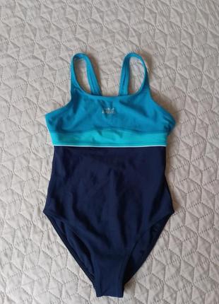 Купальник для плавання