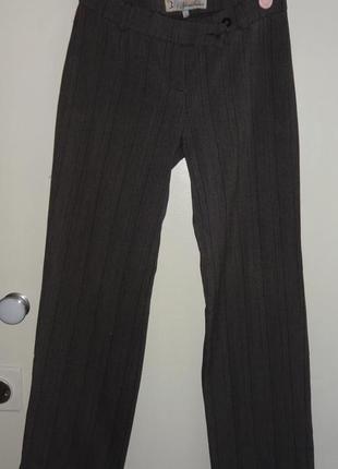 Плотные брюки прямого покроя