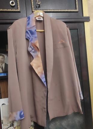 Пиджаки женские