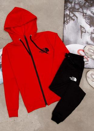Стильный молодежный спортивный костюм the north face