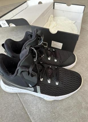 Кроссовки nike lebron