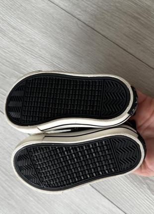 Конверси для хлопчика 4