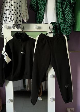 Nike женский спортивный костюм