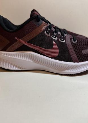 Кросівки жіночі nike quest 4