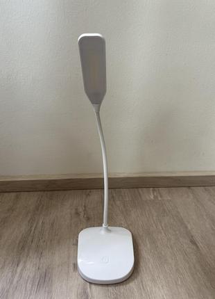 Лампа, работающая от повербанка