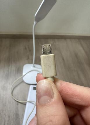 Лампа, работающая от повербанка