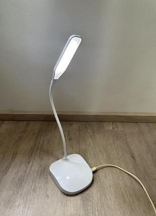 Лампа, работающая от повербанка