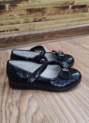 Tom. m. красивые фирменные туфли