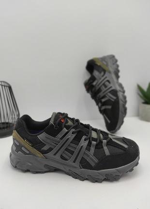 Мужские термо-кроссовки asics