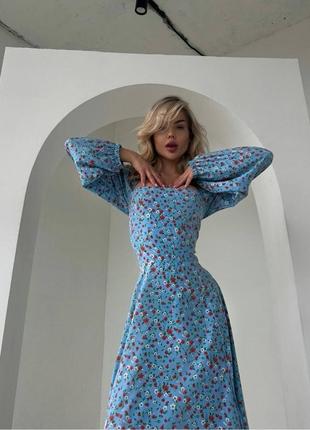 Розкішна жіноча легка довга сукня з розрізом в квітковий принт2 фото