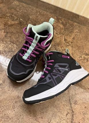 Кросівки skechers 28,5 розмір