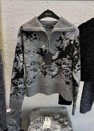 Стильний светр