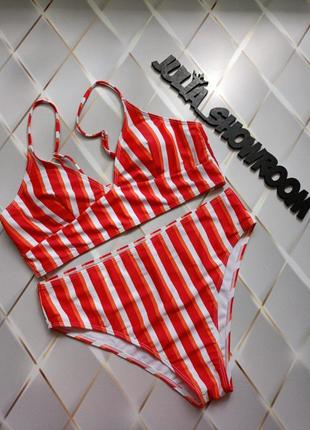 Классный купальник)))размер л